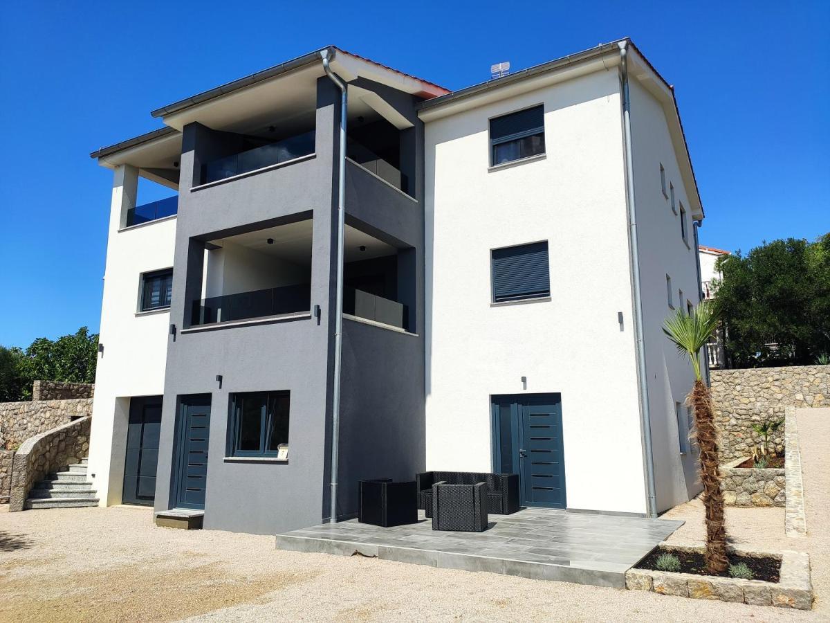 Apartments Pina Корнич Экстерьер фото